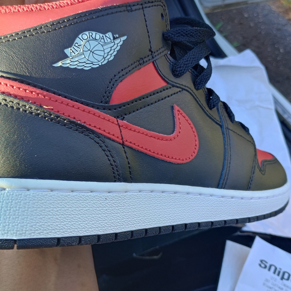 Jordan Athletic Shoes Black and Red